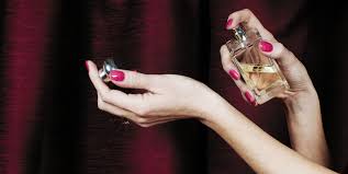 "The Role of Perfume in Women's Fashion and Beauty Routines."